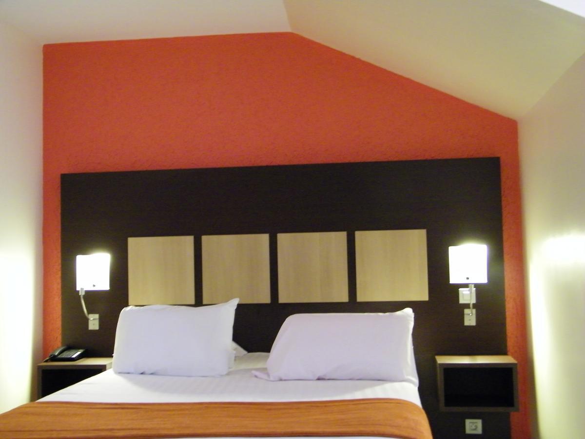 Central Hotel 卡宴 外观 照片